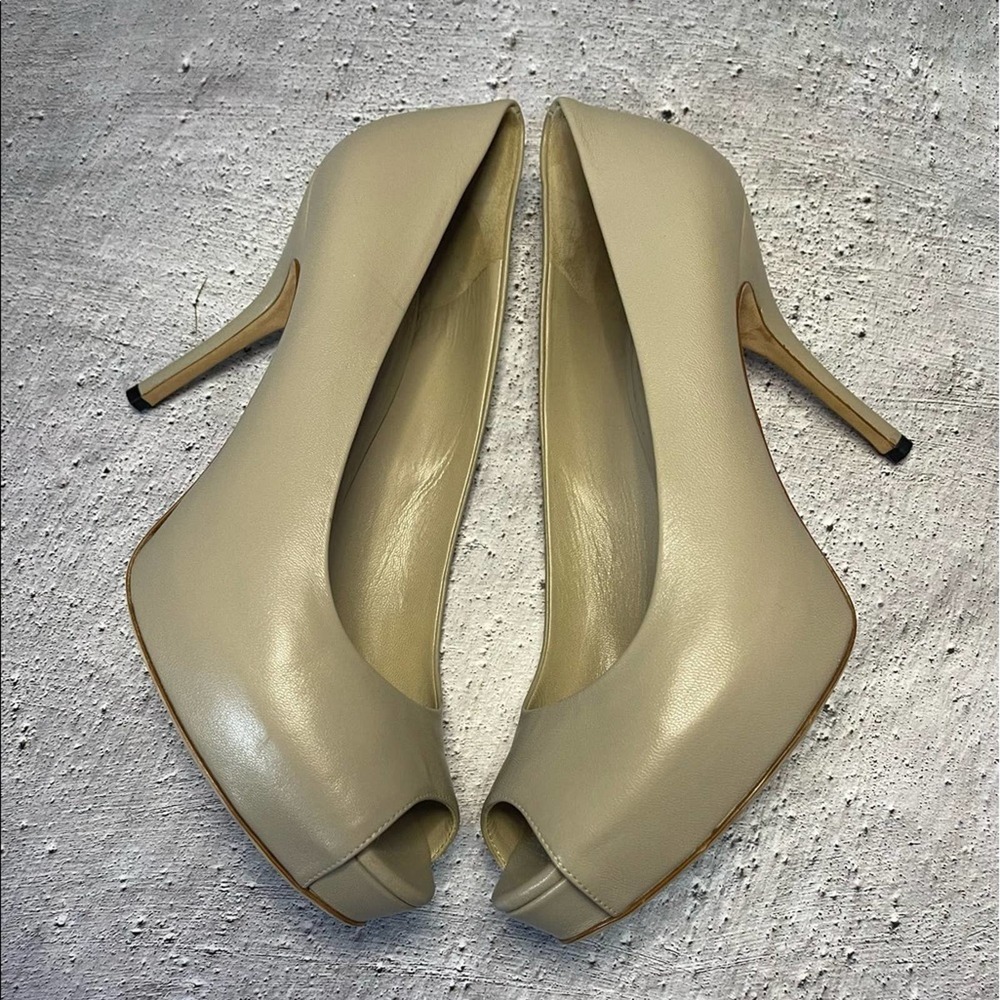 Gucci Betty Platform Peep Toe Heels (9.5)